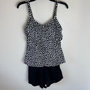 Croft & Barrow Black and White Swimsuit Tankini Look in a One Piece Size 10